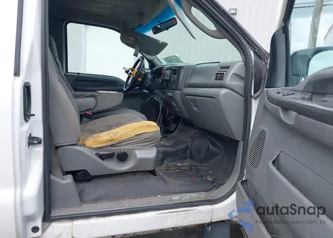 2004 Ford F-350 Lariat/Xl/Xlt z USA, uszkodzony, nr VIN 1FTSX31S74EC87044